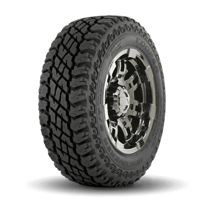 Cooper Discoverer S/T Maxx Tire