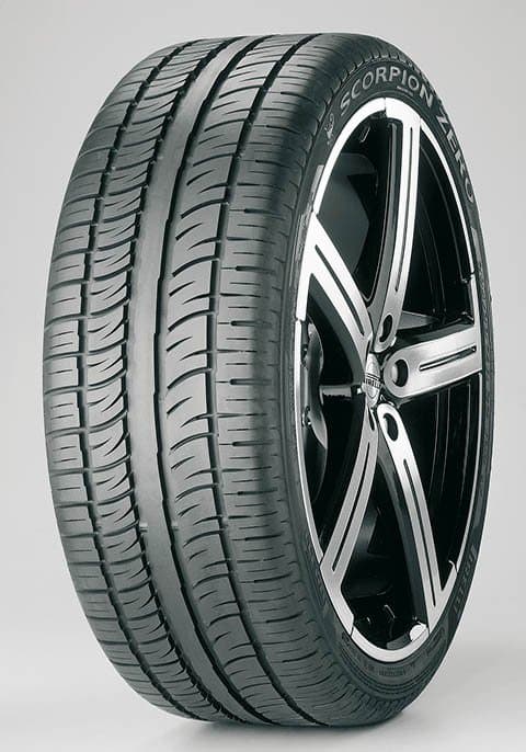 Pirelli Scorpion Zero Tire